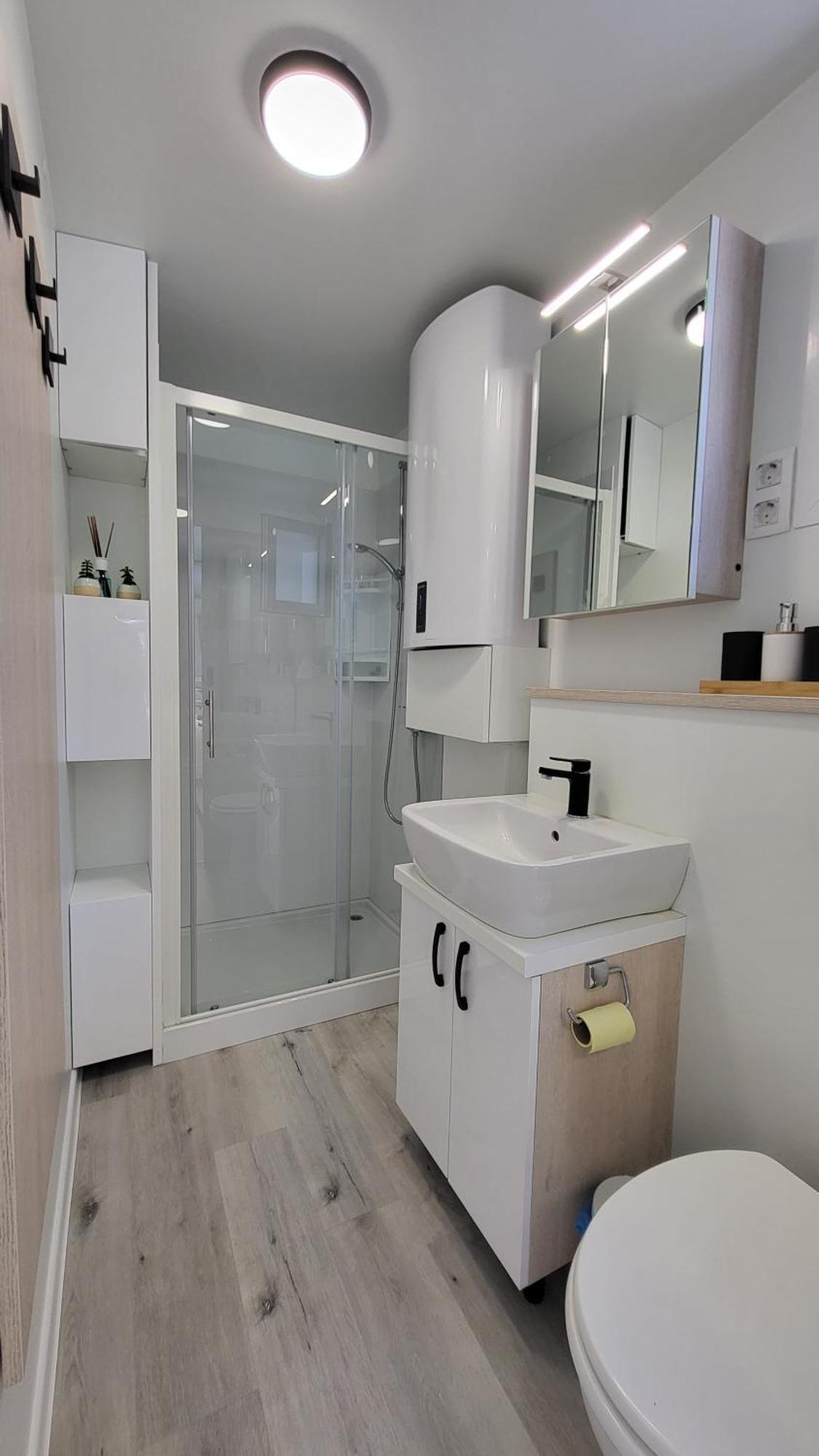 Floating House - Marina Pearl Apartment Порторож Екстериор снимка