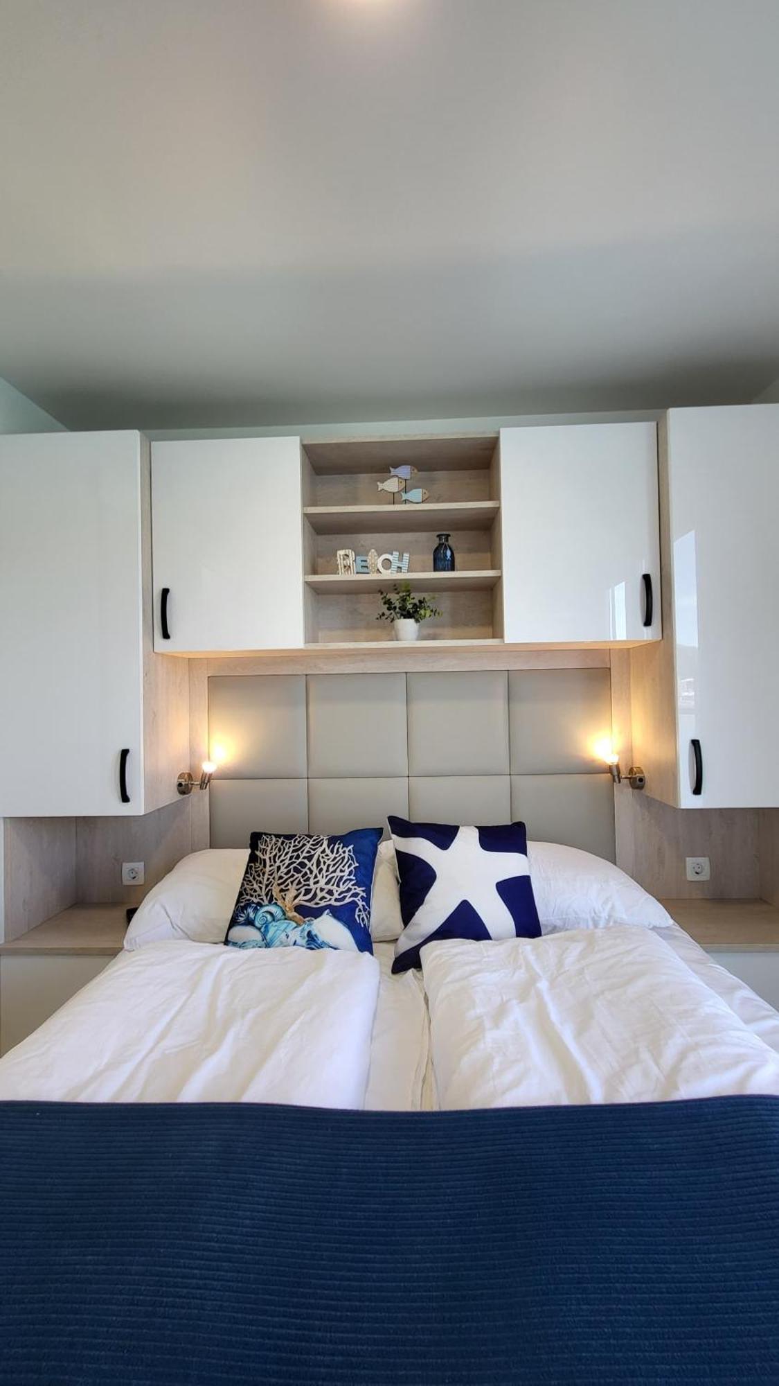 Floating House - Marina Pearl Apartment Порторож Екстериор снимка